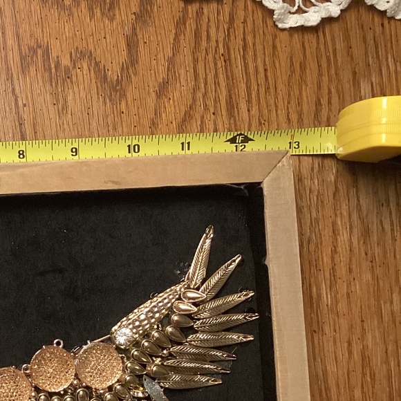 Man cave vintage jewelry handcrafted framed art bird gold tone necklace feathers - Picture 10 of 11